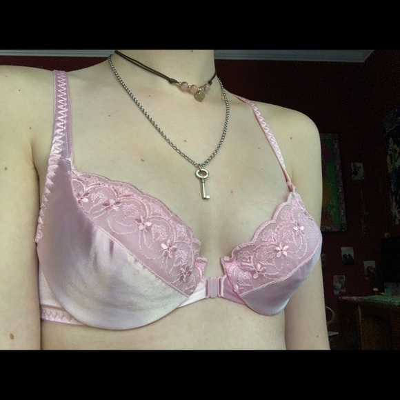 cute pink satin bra 💓 34B ~ maidenform - Picture 3 of 4